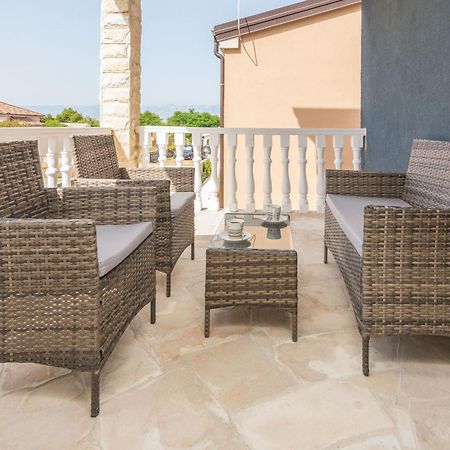 Plaza Ab Apartment Vir Luaran gambar