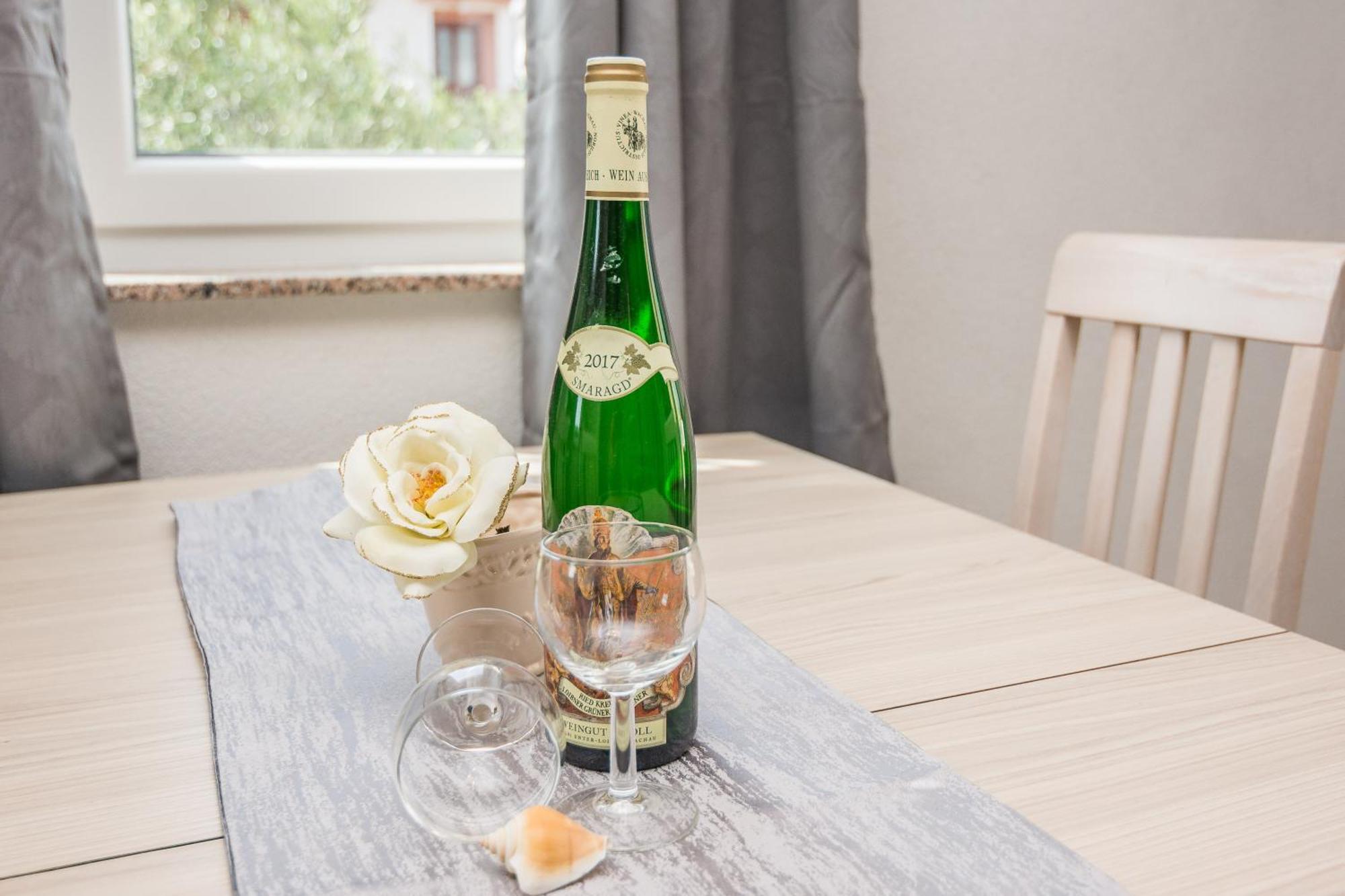 Plaza Ab Apartment Vir Luaran gambar