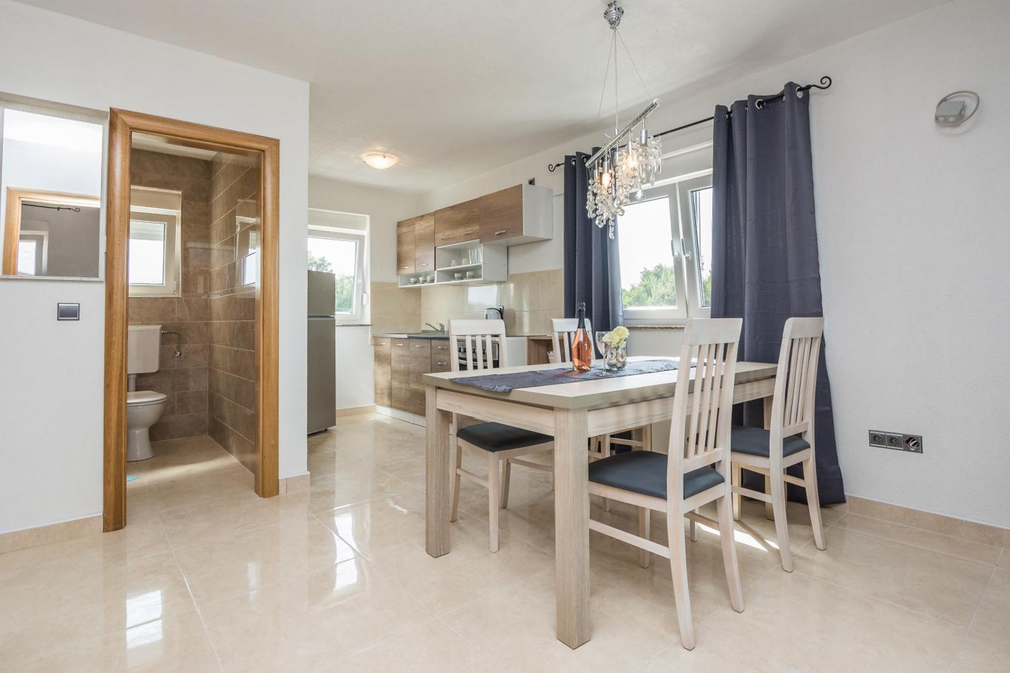 Plaza Ab Apartment Vir Luaran gambar