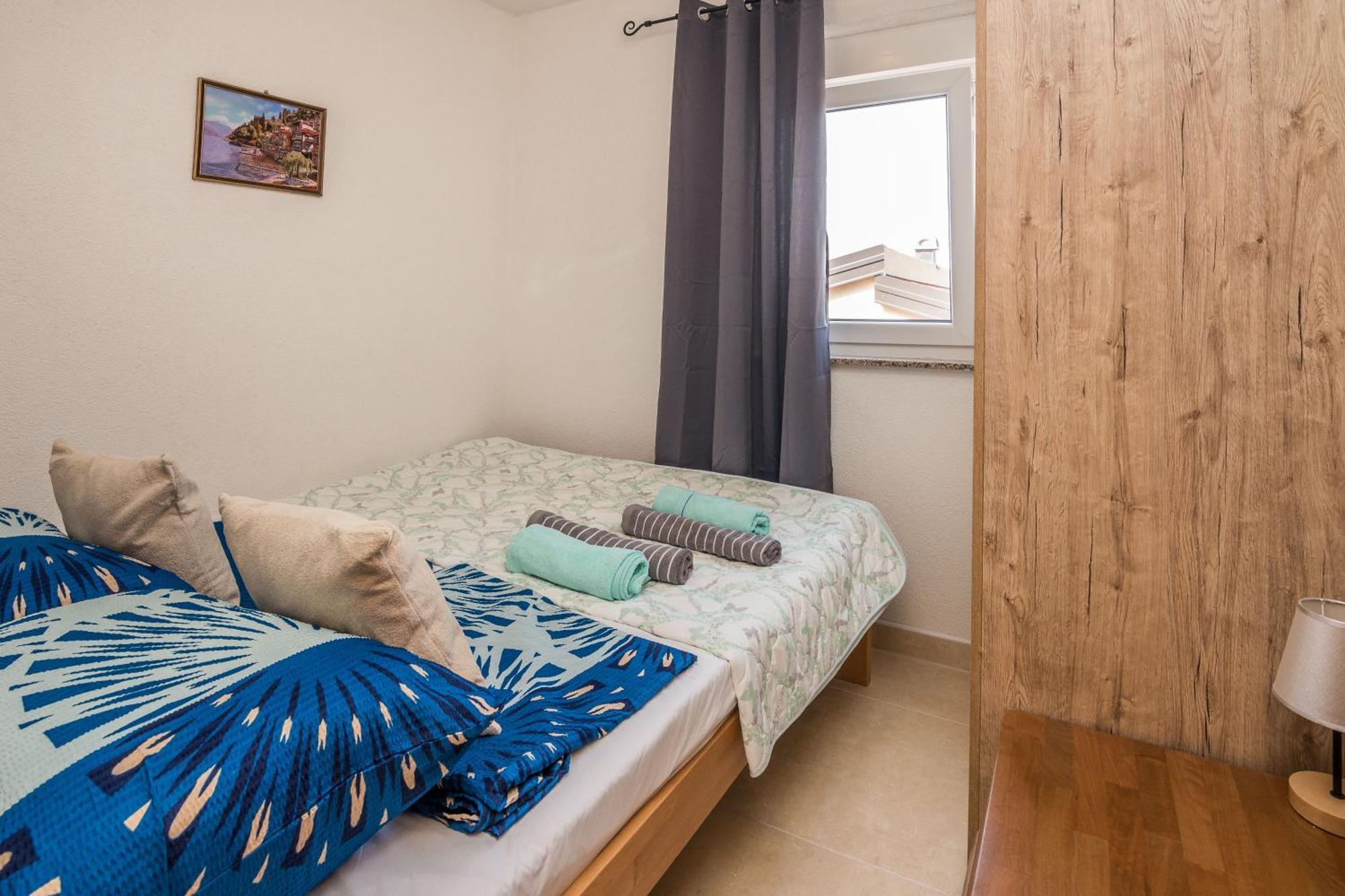 Plaza Ab Apartment Vir Bilik gambar