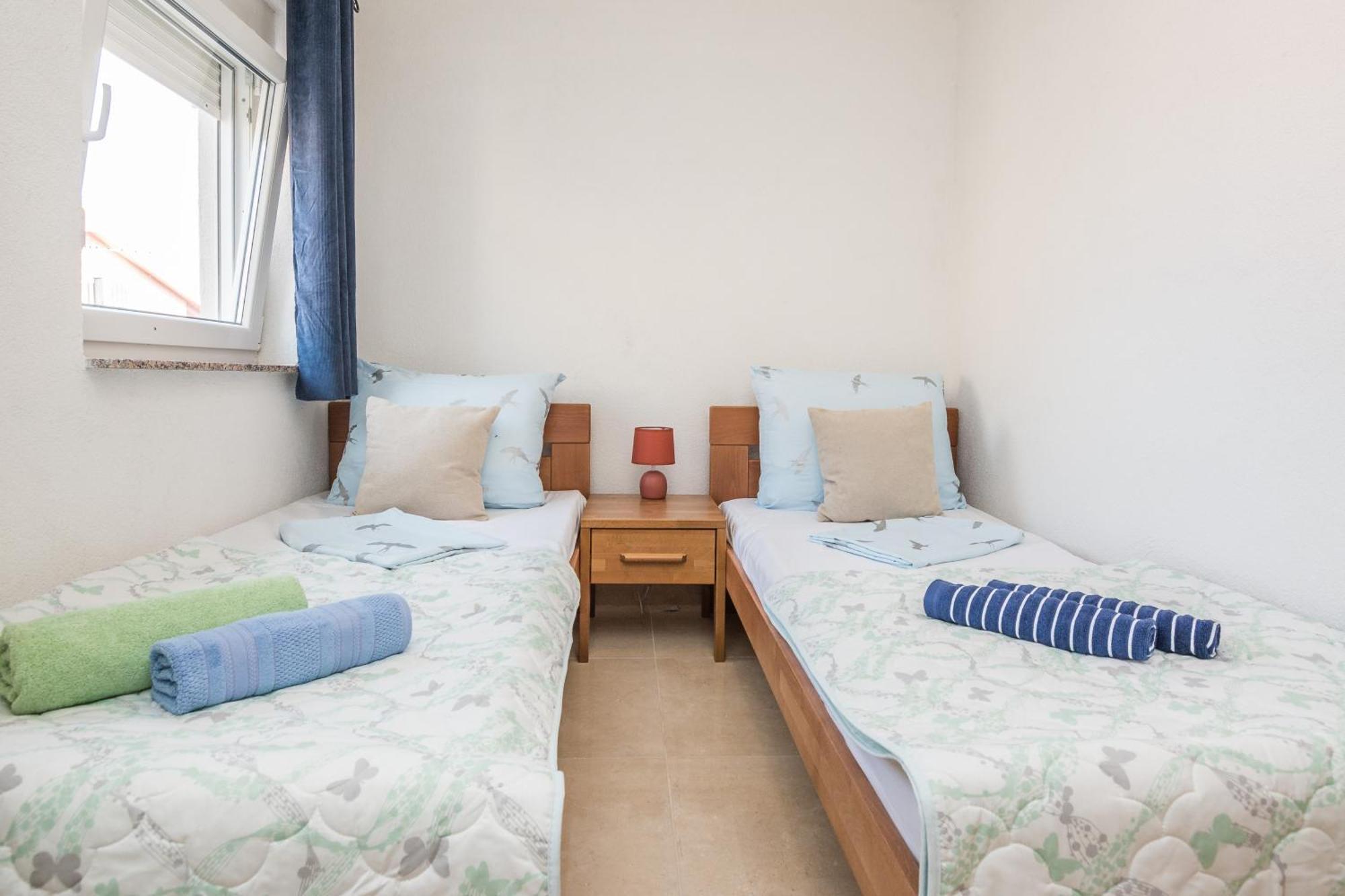 Plaza Ab Apartment Vir Bilik gambar